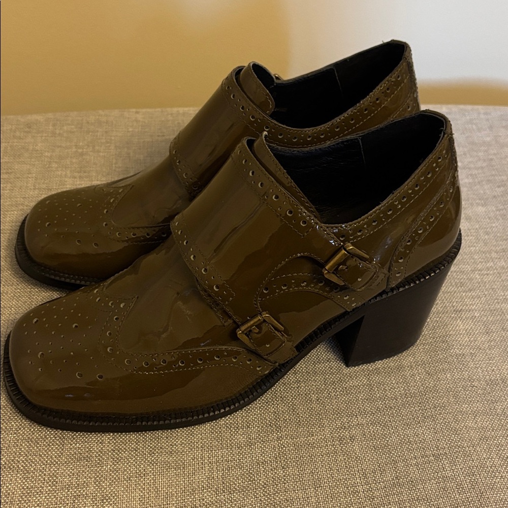 Jeffrey  Campbell Monk Heeled Shooties, in Olive Patent, Size 8/39.  EUC. - Picture 6 of 16